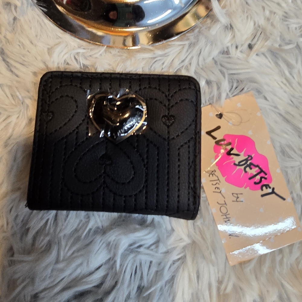 Betsey Johnson Black Heart Wallet card micro nwt